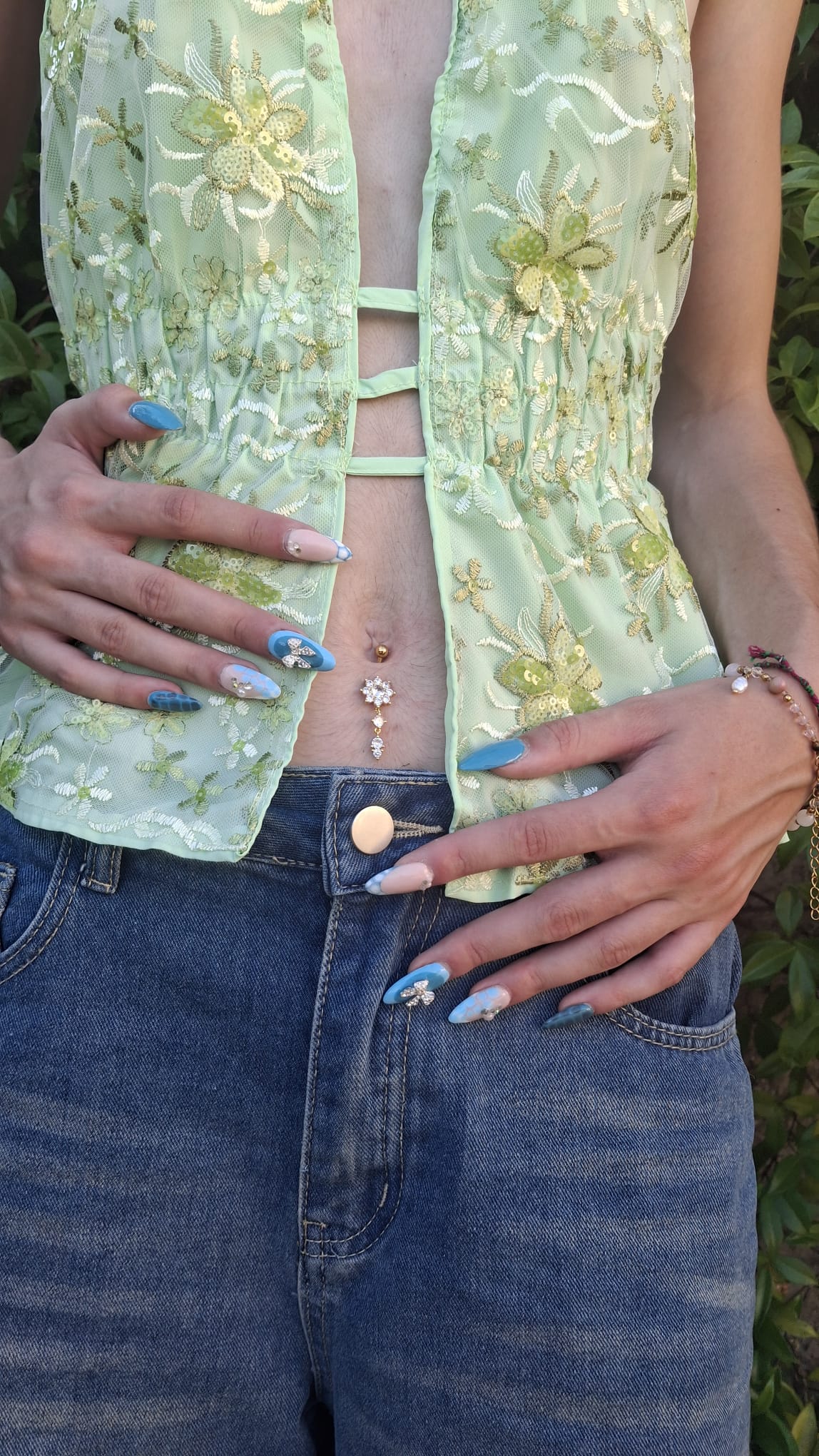 Piercing nombril Élyne