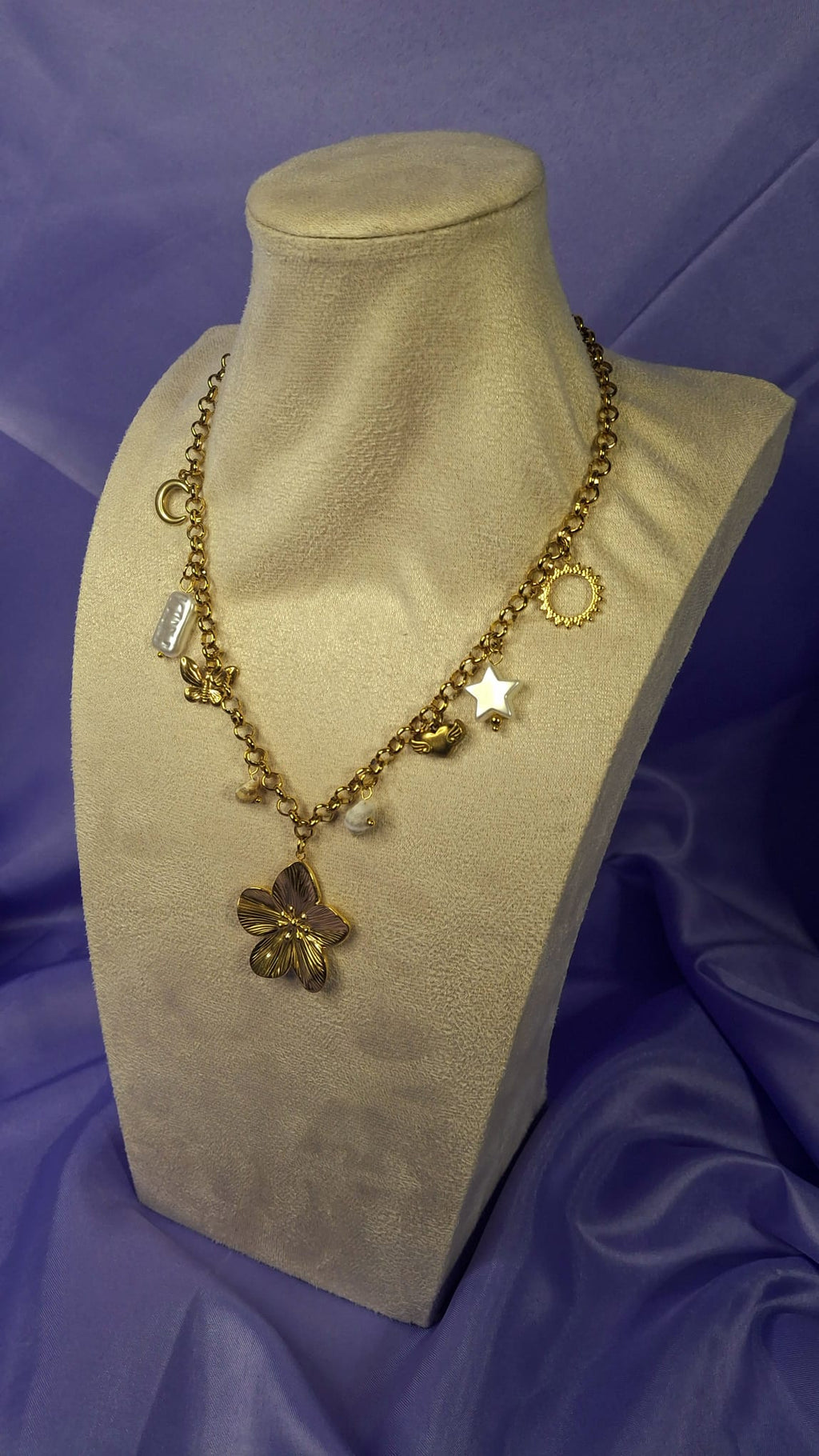 Collier Flora