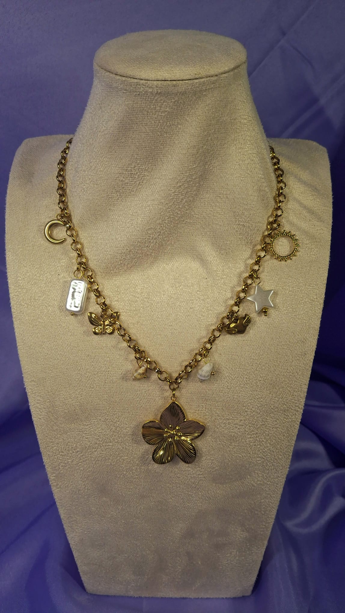 Collier Flora